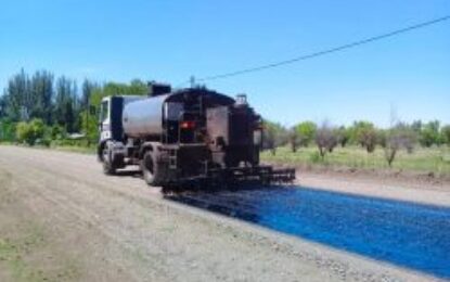 San Rafael: reasfaltan uno de los sectores más transitados de Cañada Seca