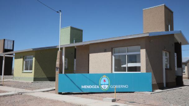 El Desayunador | Mendoza: El Gobierno entregará viviendas desde el IPV