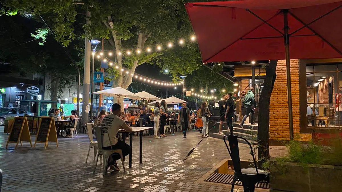 ¿Cómo se trabaja en un bar de la Arístides?