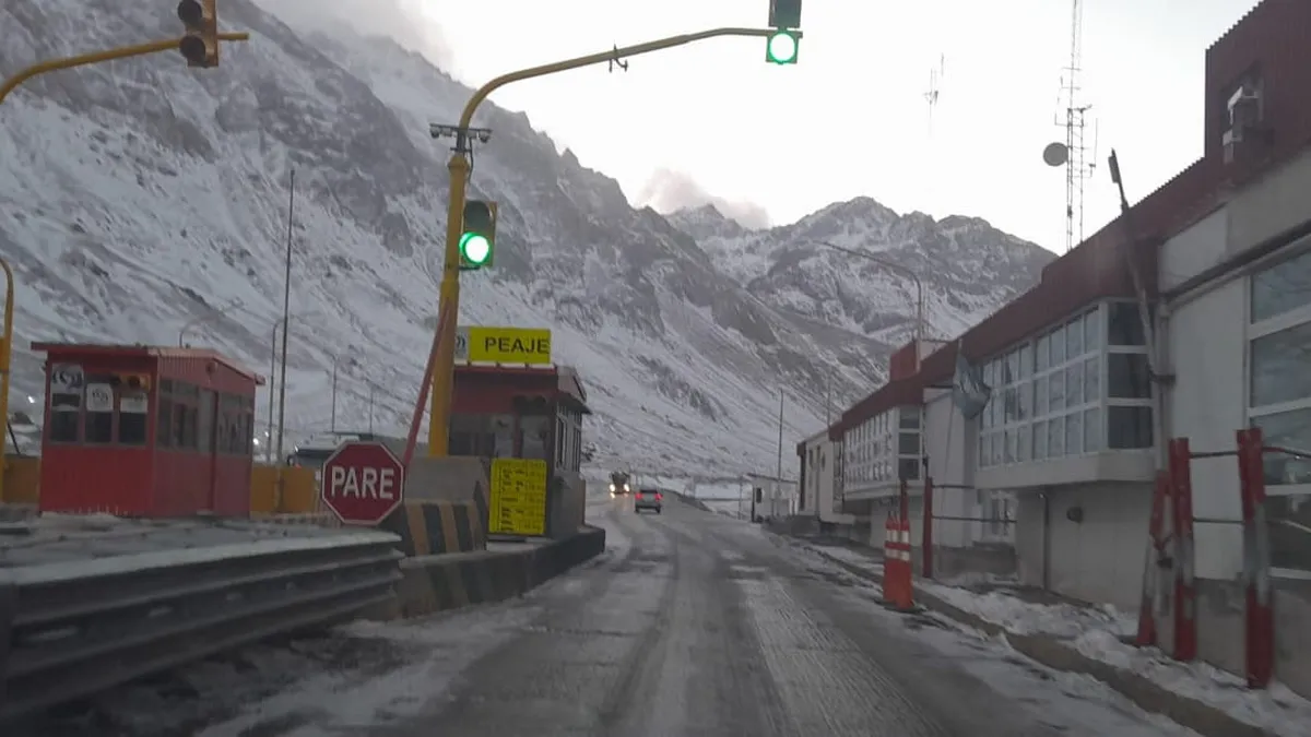 El Desayunador | El Paso Cristo Redentor cierra hasta el jueves por nevadas