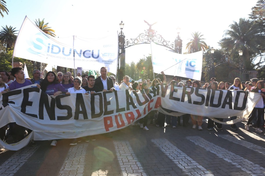 El Desayunador | Hoy la comunidad universitaria marcha en defensa de la educación