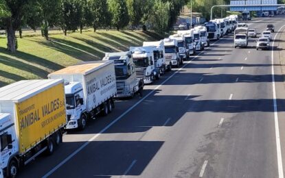 El Desayunador | Mza: Camioneros se concentraron contra el aumento de las patentes