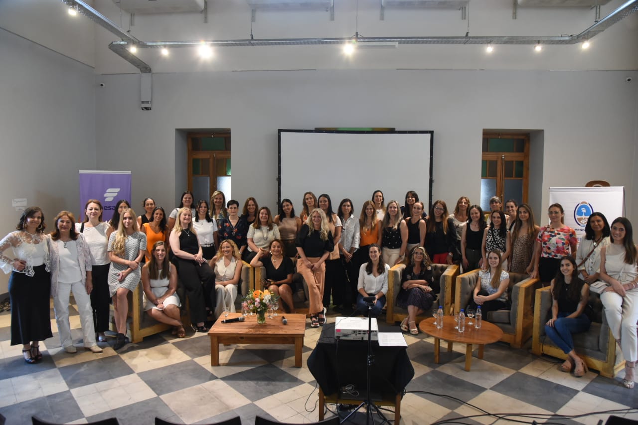 Se presentó la Asociación de Mujeres en Energías Sostenibles de Cuyo