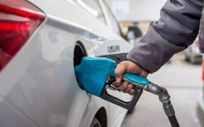 El Desayunador | El Gobierno oficializó el autoservicio de combustibles