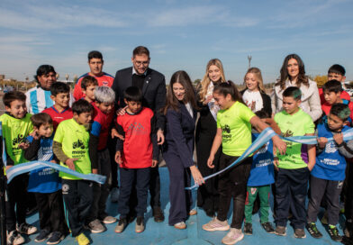 Maipú inauguró un nuevo playón deportivo en El Pedregal